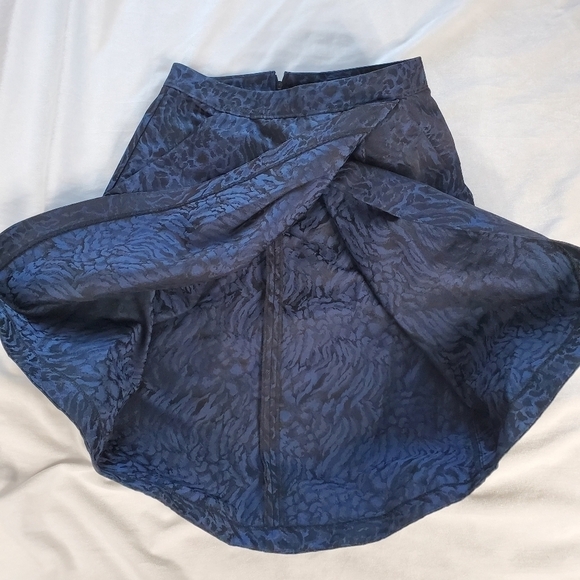 Miss Sixty Brocade Tulip Wrap Skirt Blue Black Animal Print - Picture 9 of 12